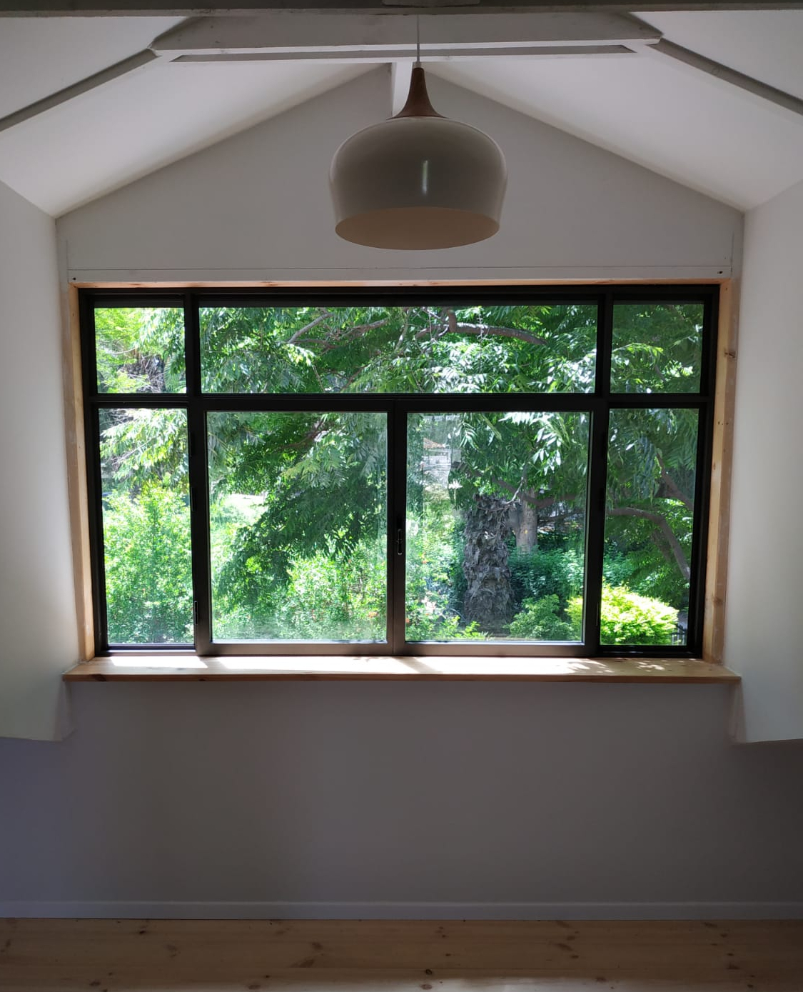 חלון בלגי אלומיניום